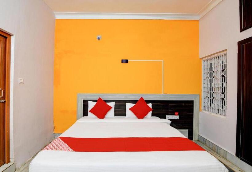 فندق O Pramod Residency