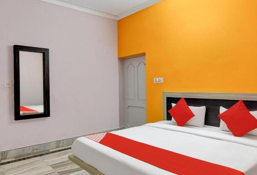 فندق O Pramod Residency