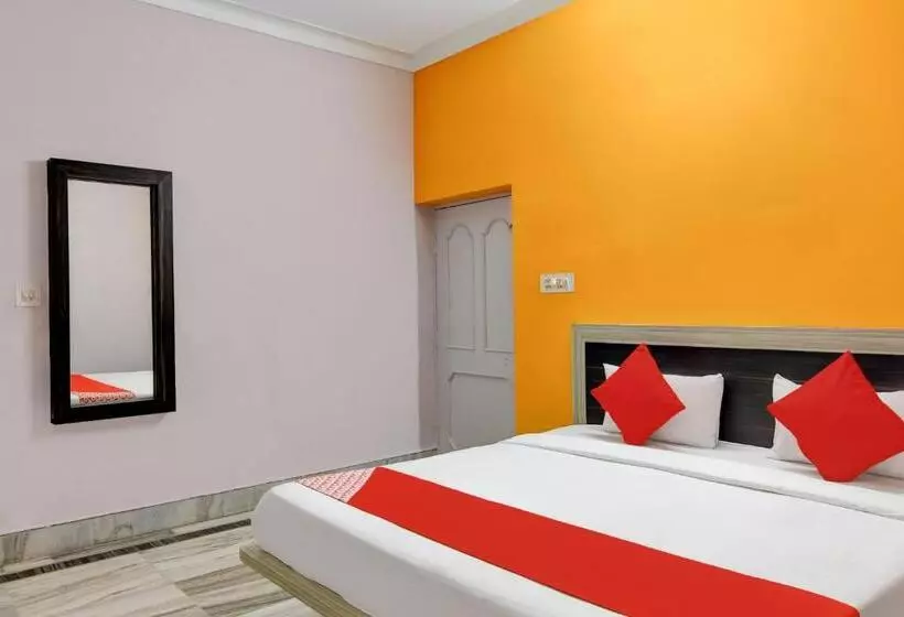ホテル O Pramod Residency