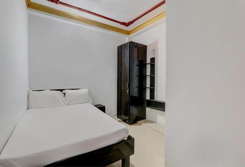 هتل Oyo P R Place