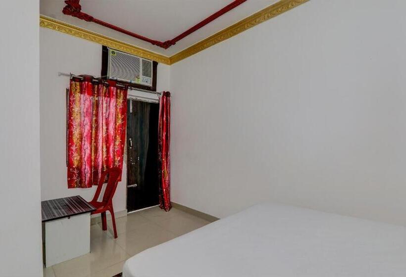 هتل Oyo P R Place