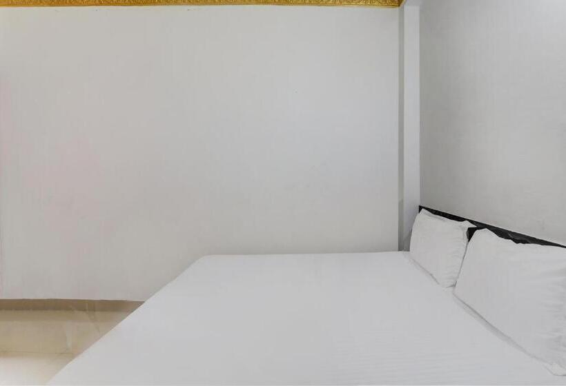 هتل Oyo P R Place