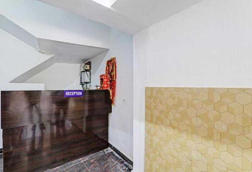 هتل Oyo P R Place