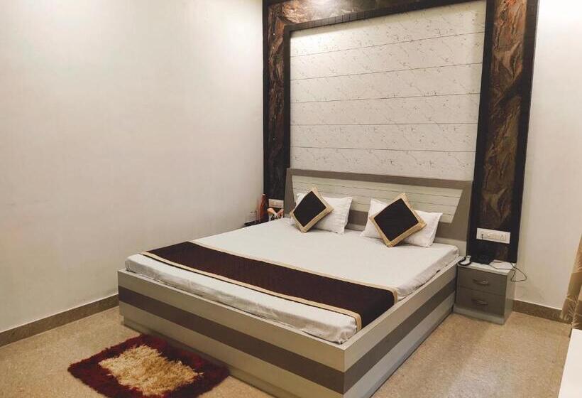 호텔 The Shree Jee Palace