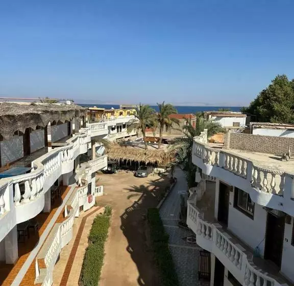 Seven Heaven Hotel And Diving Center