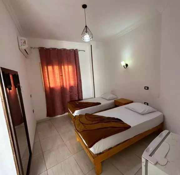 Seven Heaven Hotel And Diving Center