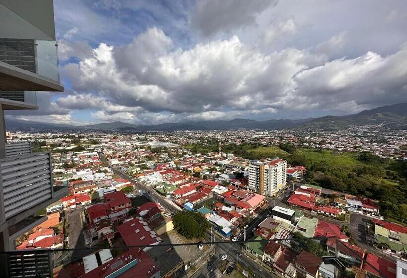 Ginos Dushi Secret For 8 People