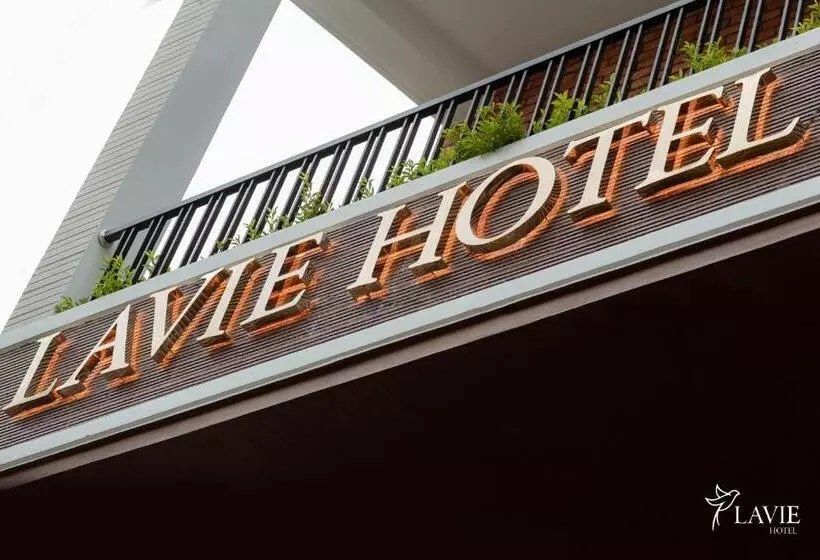 Khách Sạn Lavie Hotel Quảng Ngãi