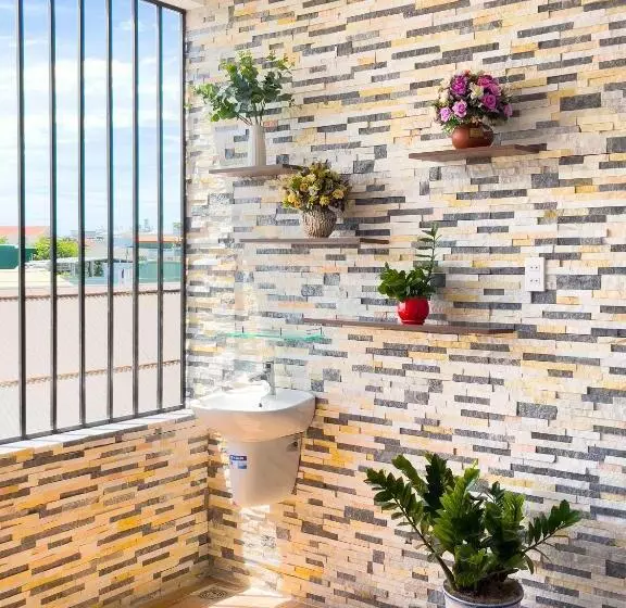 Khách Sạn Lavie Hotel Quảng Ngãi