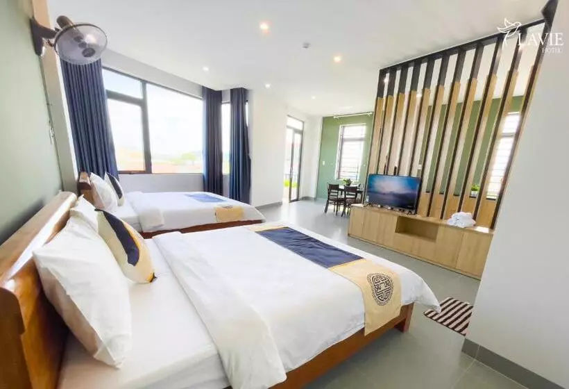 Khách Sạn Lavie Hotel Quảng Ngãi
