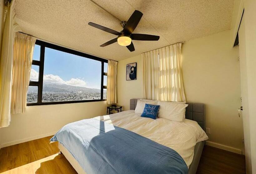 Waikiki Banyan Pool Free Parking Free Wi Fi One Br