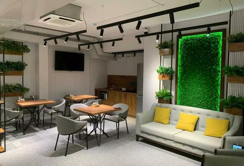 Aiva Hostel