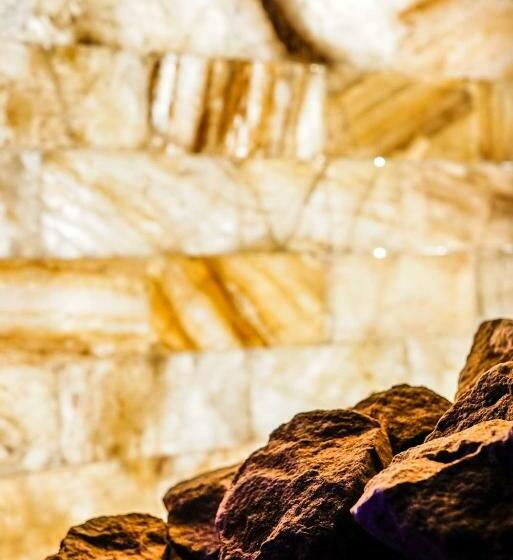 هتل Grange Du 19eme Avec Wellness