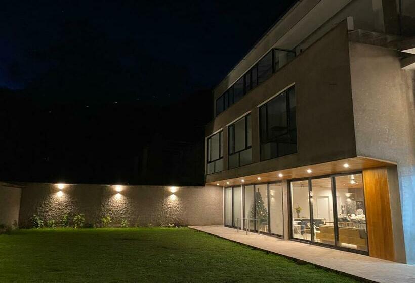 Hotelli Zerenna Sacred Valley Boutique