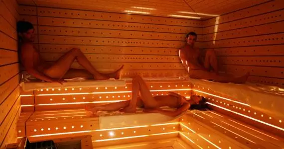 Hostel & Spa Only Couples