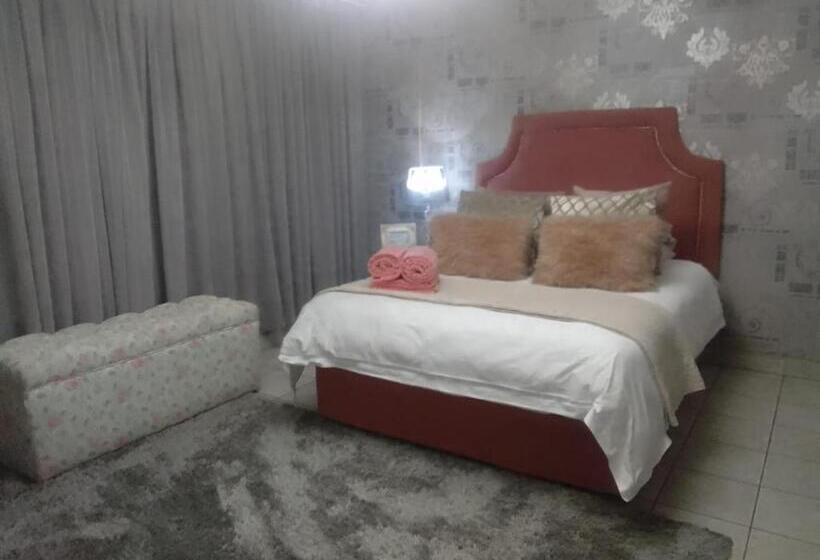 Pension Chateau De Vie