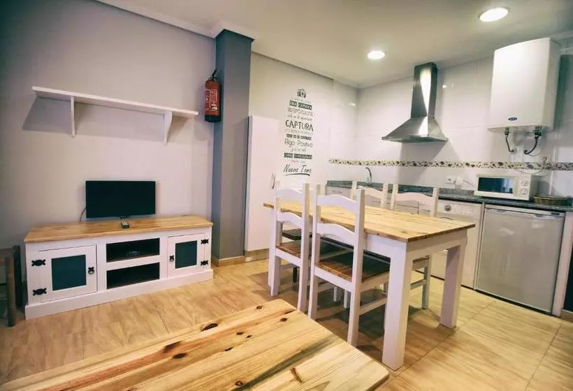 Apartamentos La Fuente De Enmedio