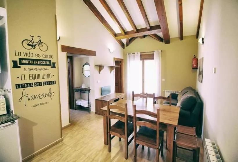 Apartamentos La Fuente De Enmedio