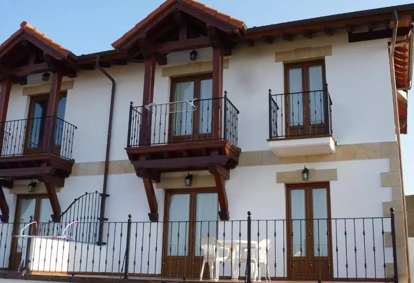 Apartamentos La Fuente De Enmedio