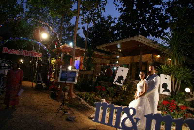 ホテル Banrai Jomthong Resort