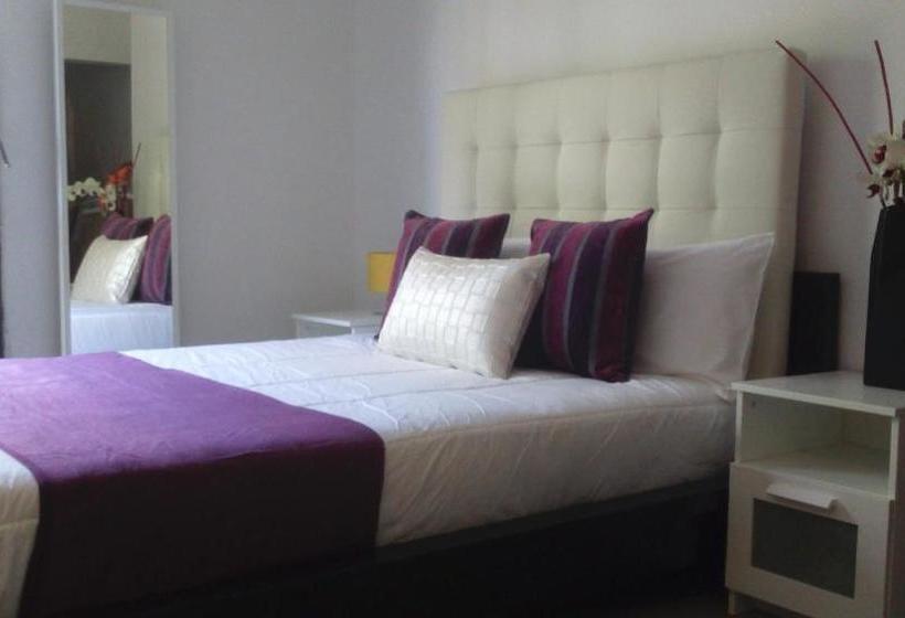 هتل Brustar Sagrada Familia