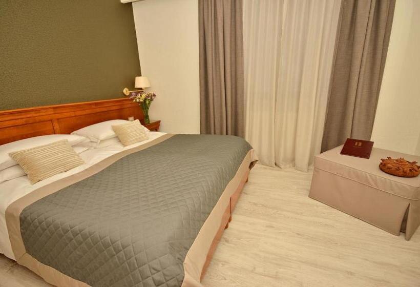 هتل Diana Jardin Et Spa