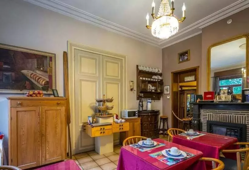 Hotelli Ensor