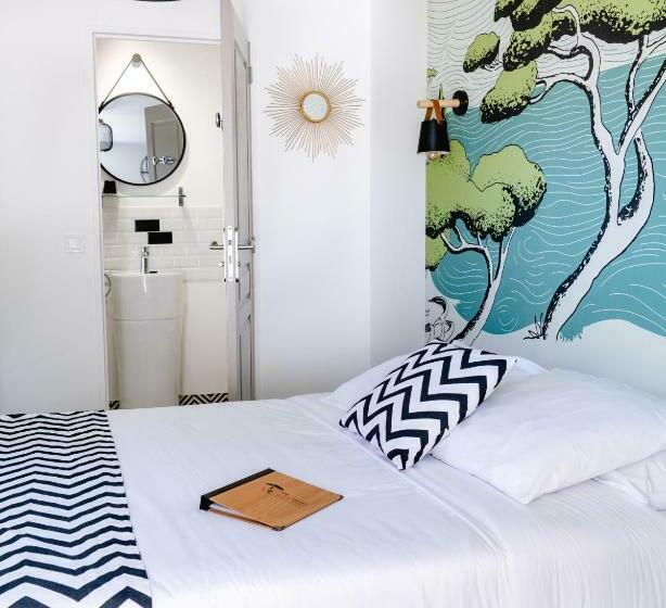 هتل Hôtel Les Volets Rouges Cassis