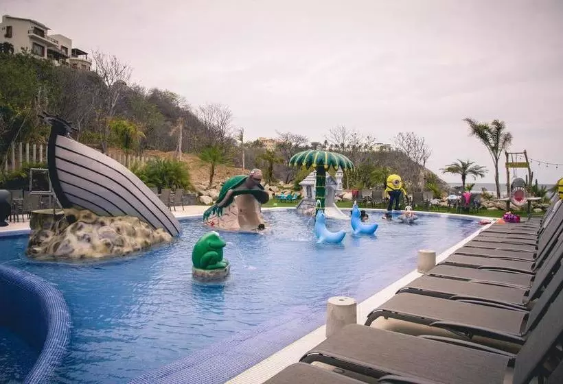 ホテル Isla Natura Beach Huatulco