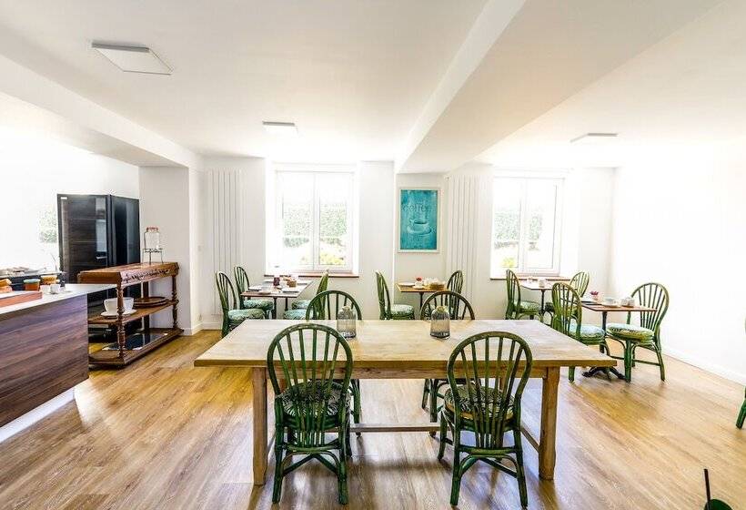 Отель La Villa Bel Air