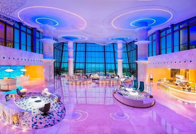 ホテル Le Meridien Qingdao West Coast