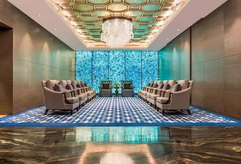 ホテル Le Meridien Qingdao West Coast