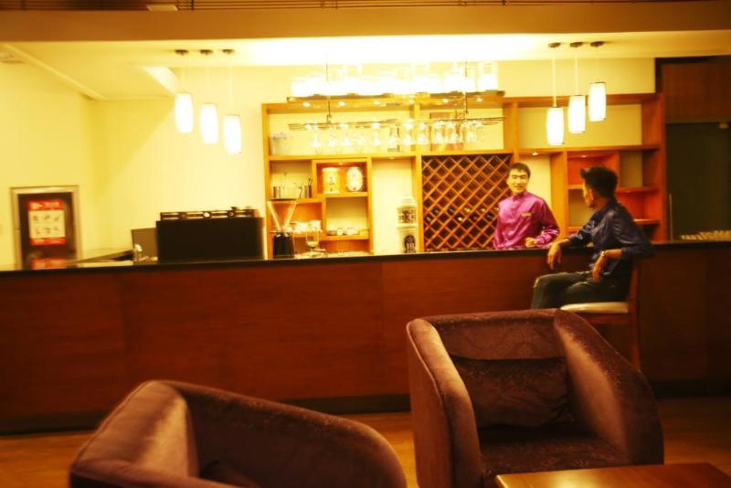 Отель Qingdao Feitong Digital