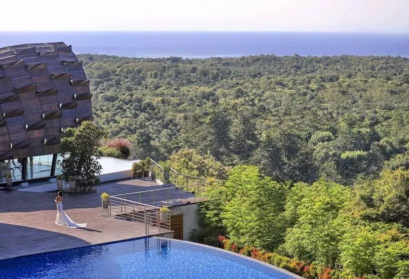 ホテル Renaissance Bali Uluwatu Resort & Spa