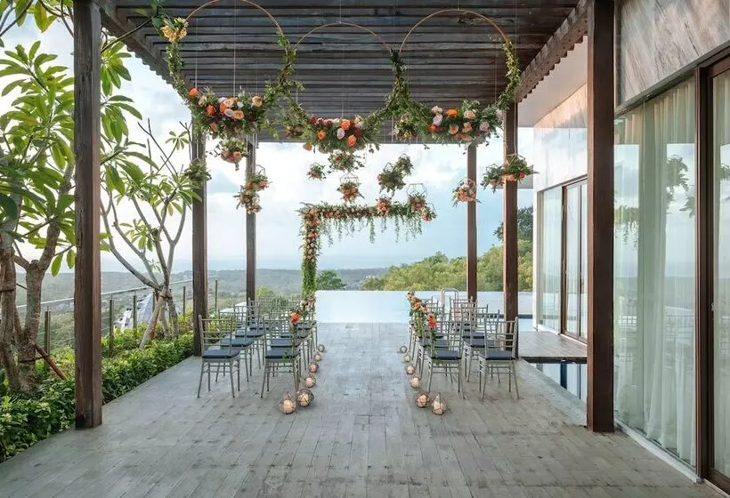 ホテル Renaissance Bali Uluwatu Resort & Spa