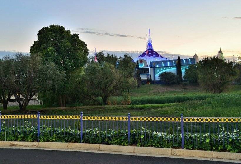 酒店 Road Lodge Carnival City