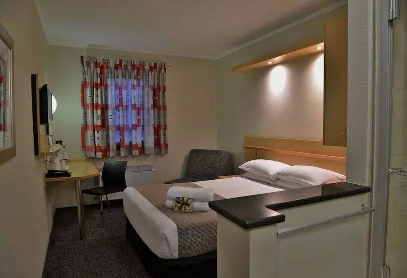 Hotelli Road Lodge Carnival City