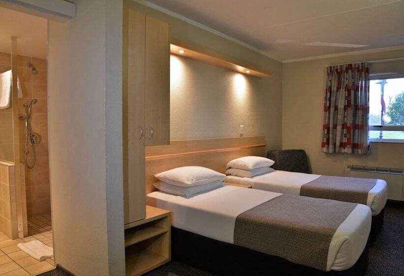 酒店 Road Lodge Carnival City