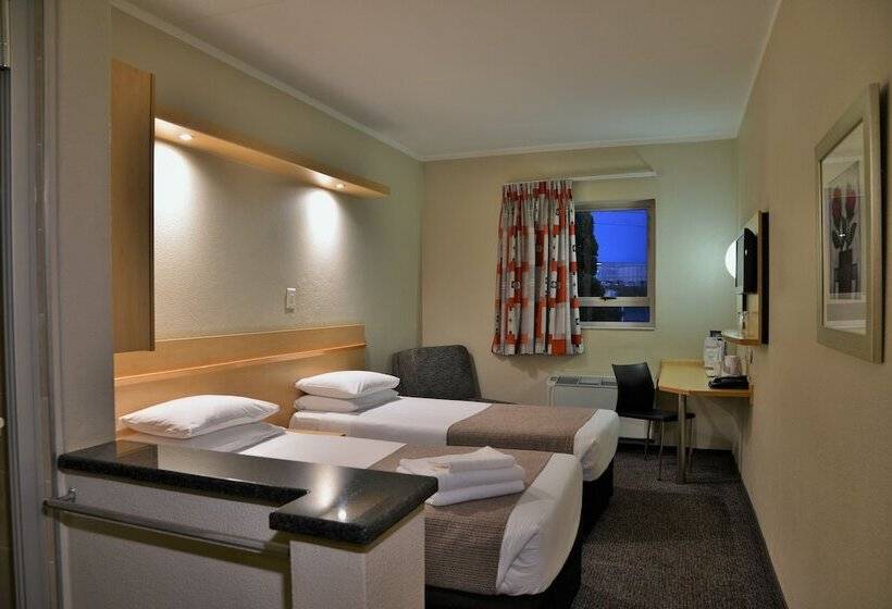 酒店 Road Lodge Carnival City