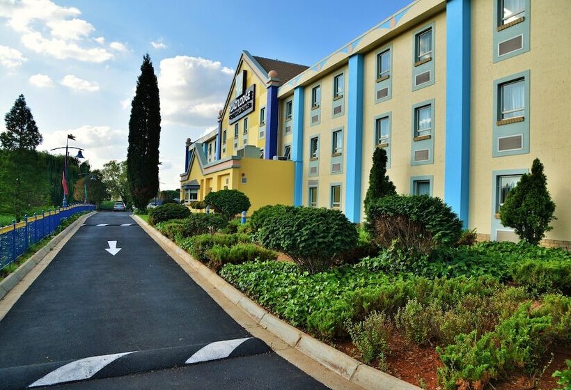 酒店 Road Lodge Carnival City