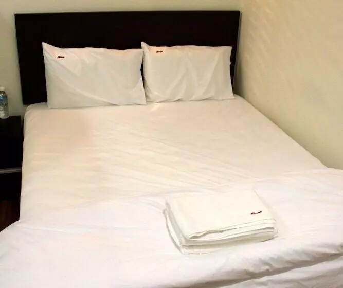 Hotel Sens