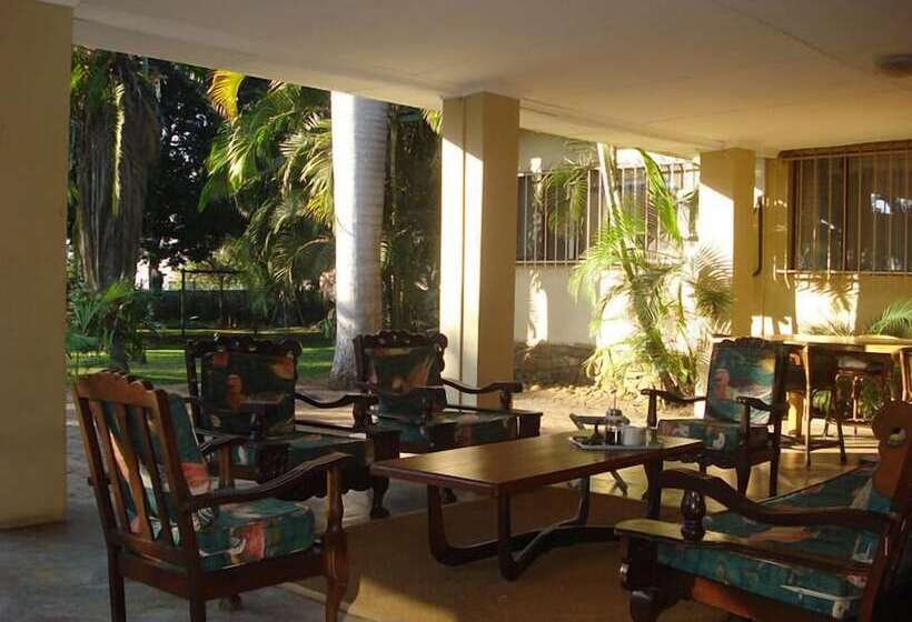 بنسيون The Guest House Pongola