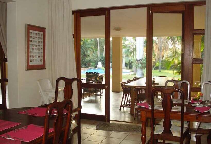 بنسيون The Guest House Pongola