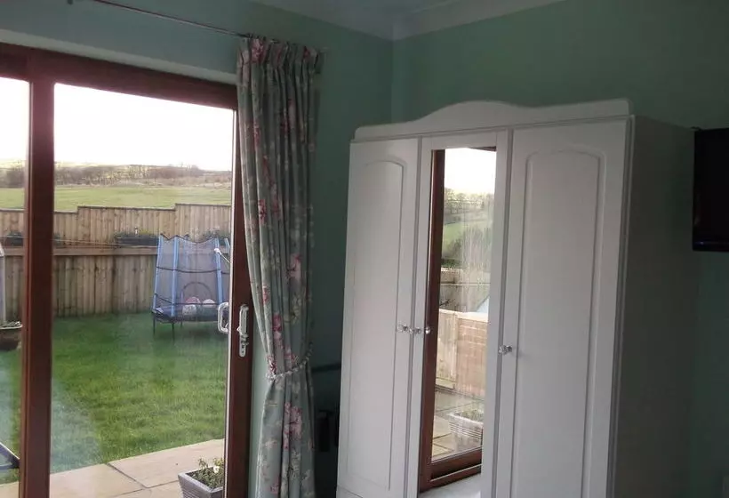 Sunnyfield B&b