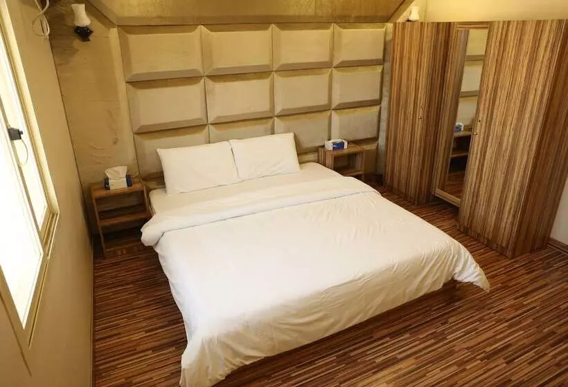 Terrace Furnished Apartments  Hawally 2