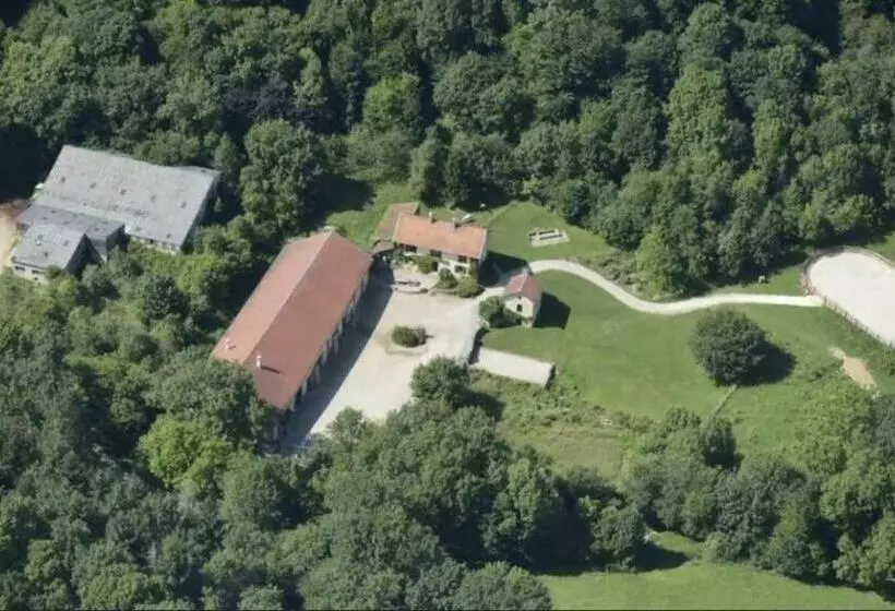 Retkeilymaja Ferme De La Dhuys