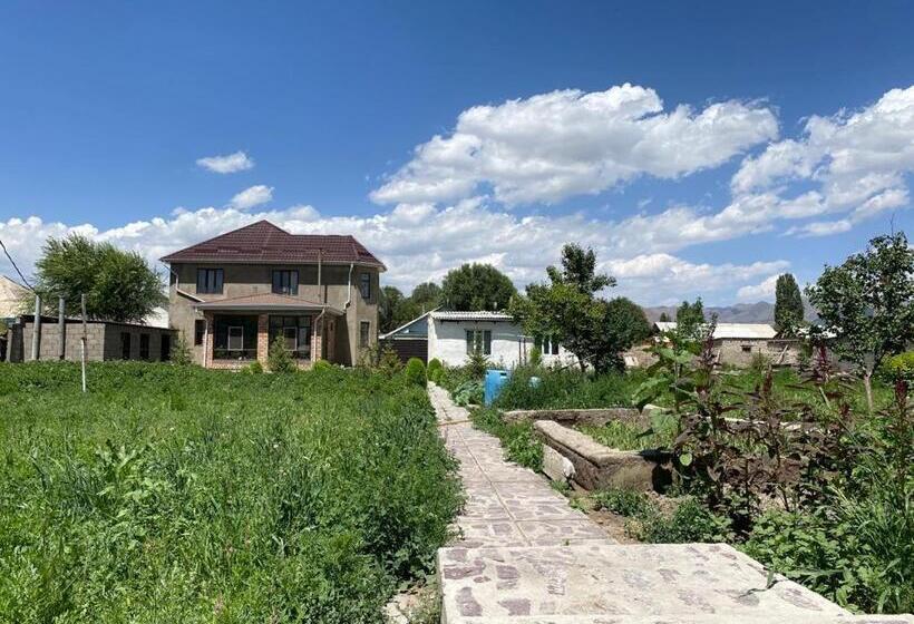 Bed and Breakfast Emil Guest House