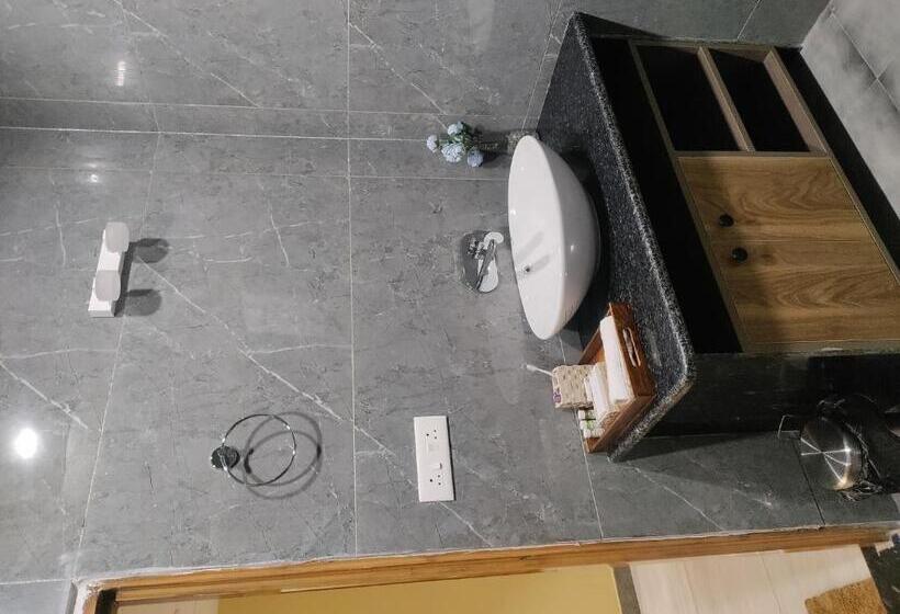 Green Icon Hotels & Resorts