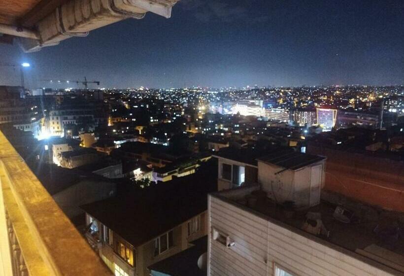 هتل Moon Blue Suits