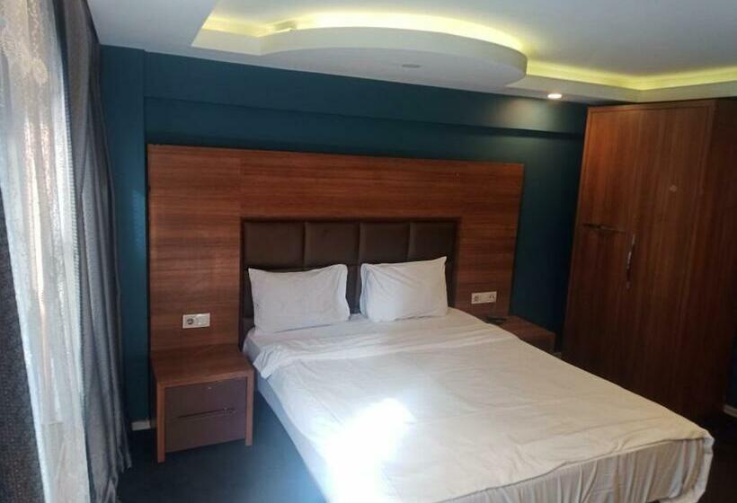 هتل Moon Blue Suits